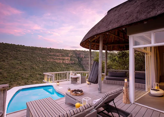 Clifftop Exclusive Safari Hideaway